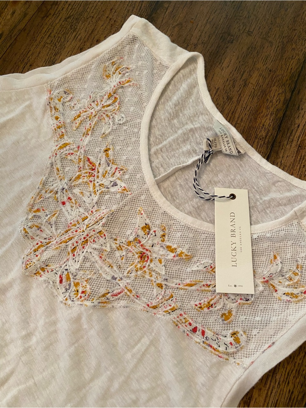 NWT Lucky Brand Off White Sleeveless Top with Unique Appliqué Embroidery